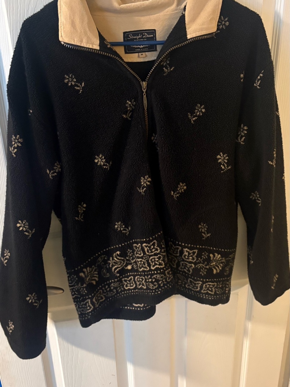 Straight Down Black V-Neck Zip-Front Sweater with Cream Accents